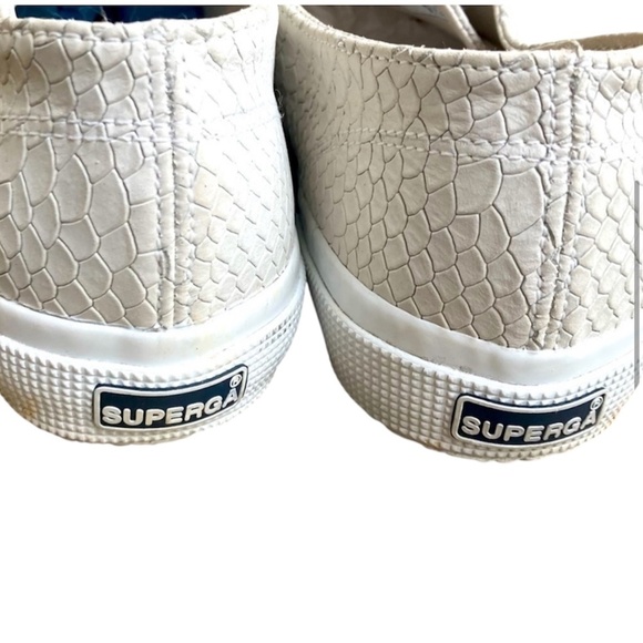 Women’s Superga Crocodile Pattern Cream Sneakers Size 9 - Picture 6 of 7